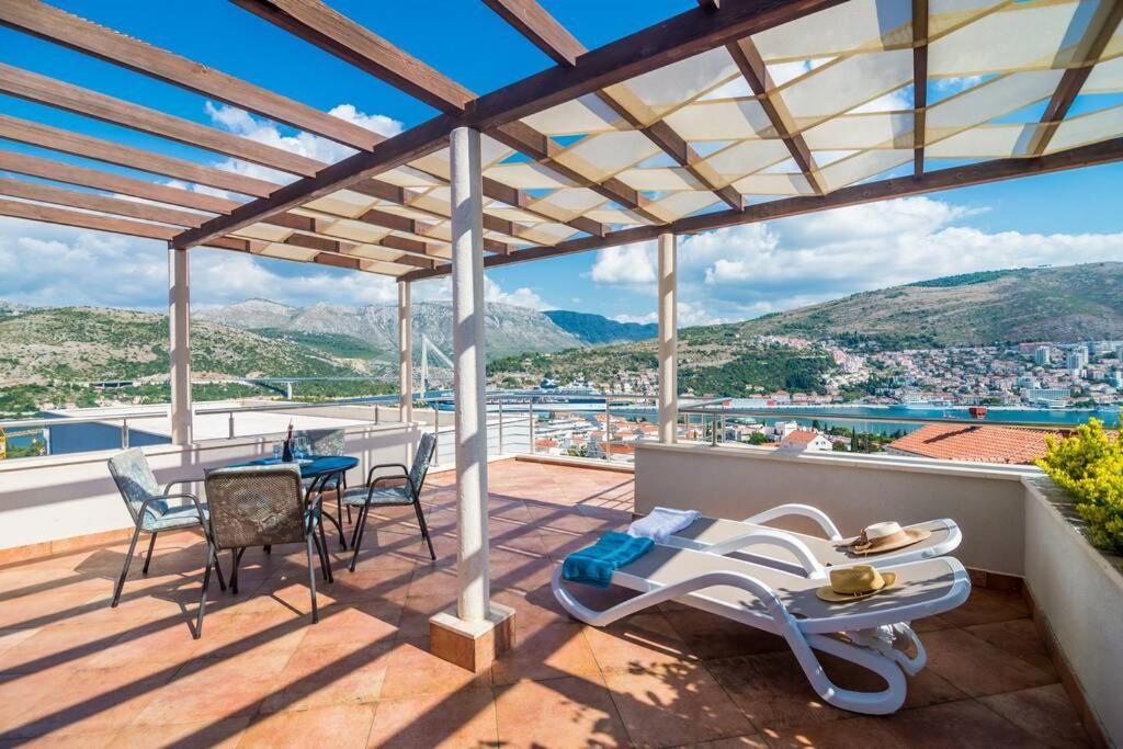 Modern Villa With Swimming Pool - Penthouse Dubrovnik Bagian luar foto